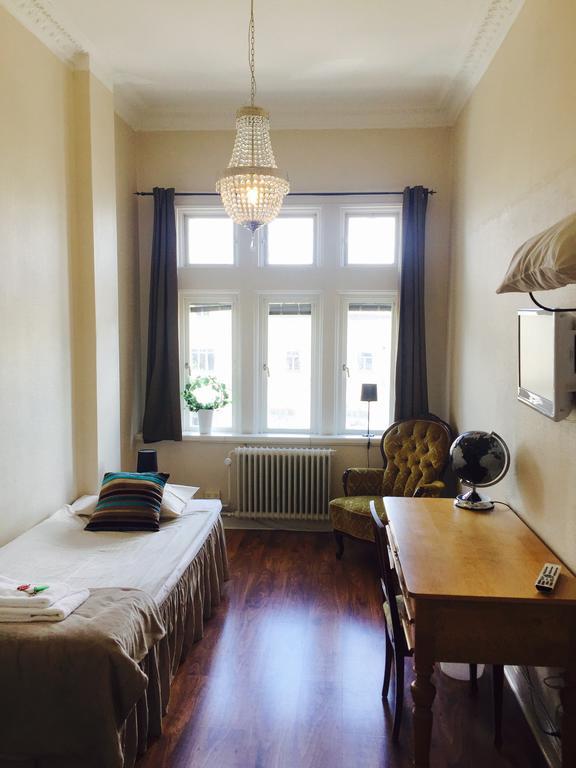 Jaernvaegshotellet Gävle Kültér fotó